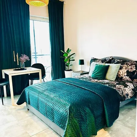 Appartement Uroczy Apartament Blisko Centrum Warszawy Varsovie