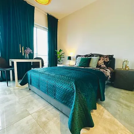 Lägenhet Uroczy Apartament Blisko Centrum Warszawy *